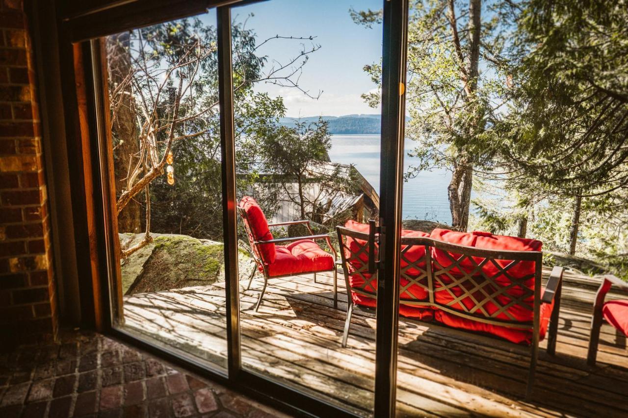 Serenity By The Sea Retreats Montague Harbour Ngoại thất bức ảnh